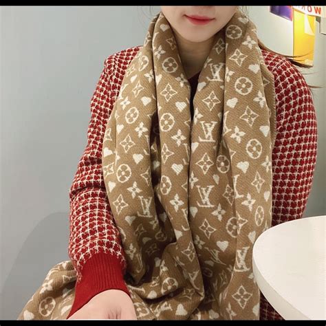 louis vuitton scarf womens fake